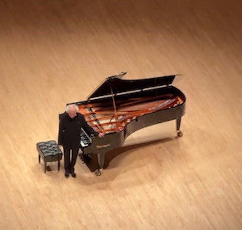 Pianist András Schiff Closes Carnegie Hall Concert with Israeli National Anthem Hatikvah (Sing Along)