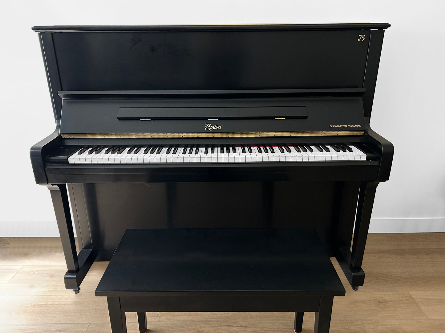 2008 Boston Upright Model UP126 | Ebony