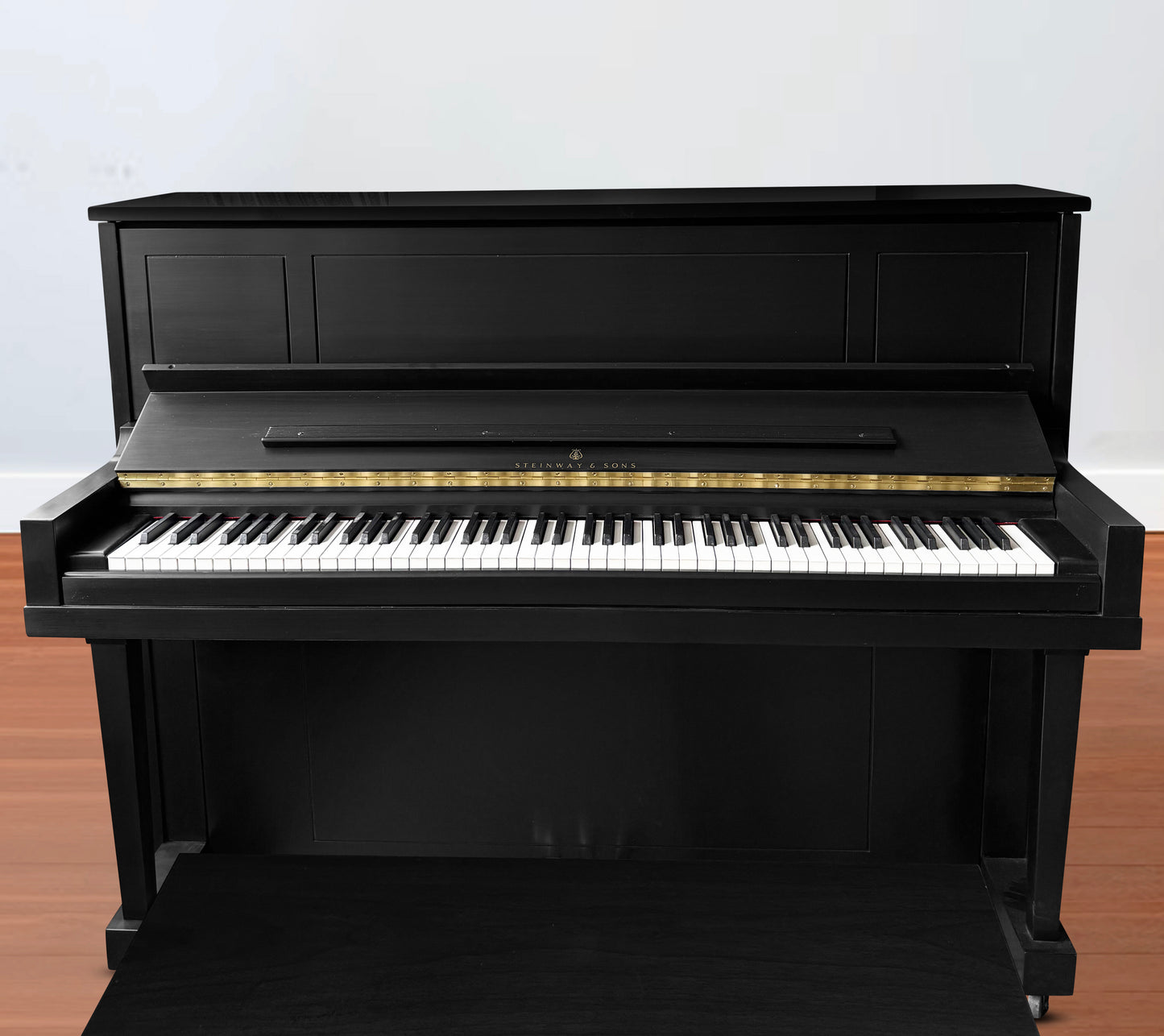 Steinway Upright Model 1098 | Ebony