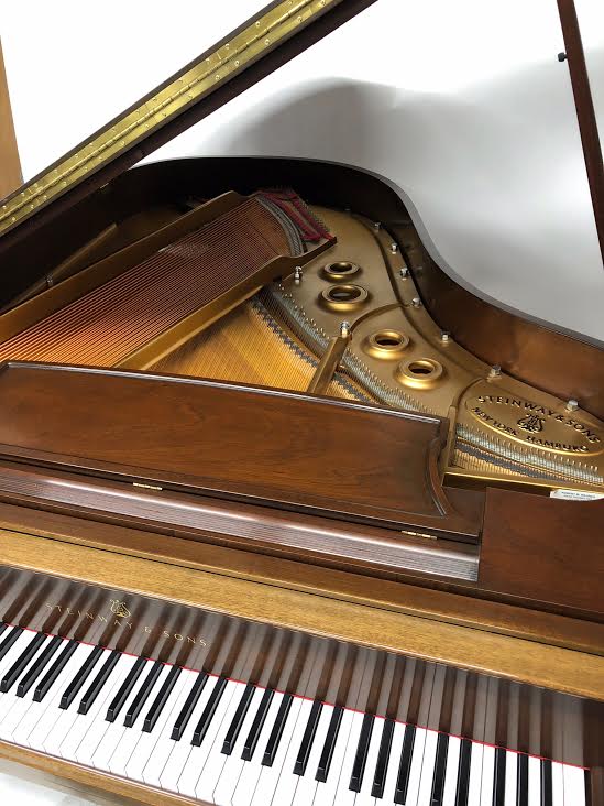 1990 Steinway Model L Grand Piano | Mahogany