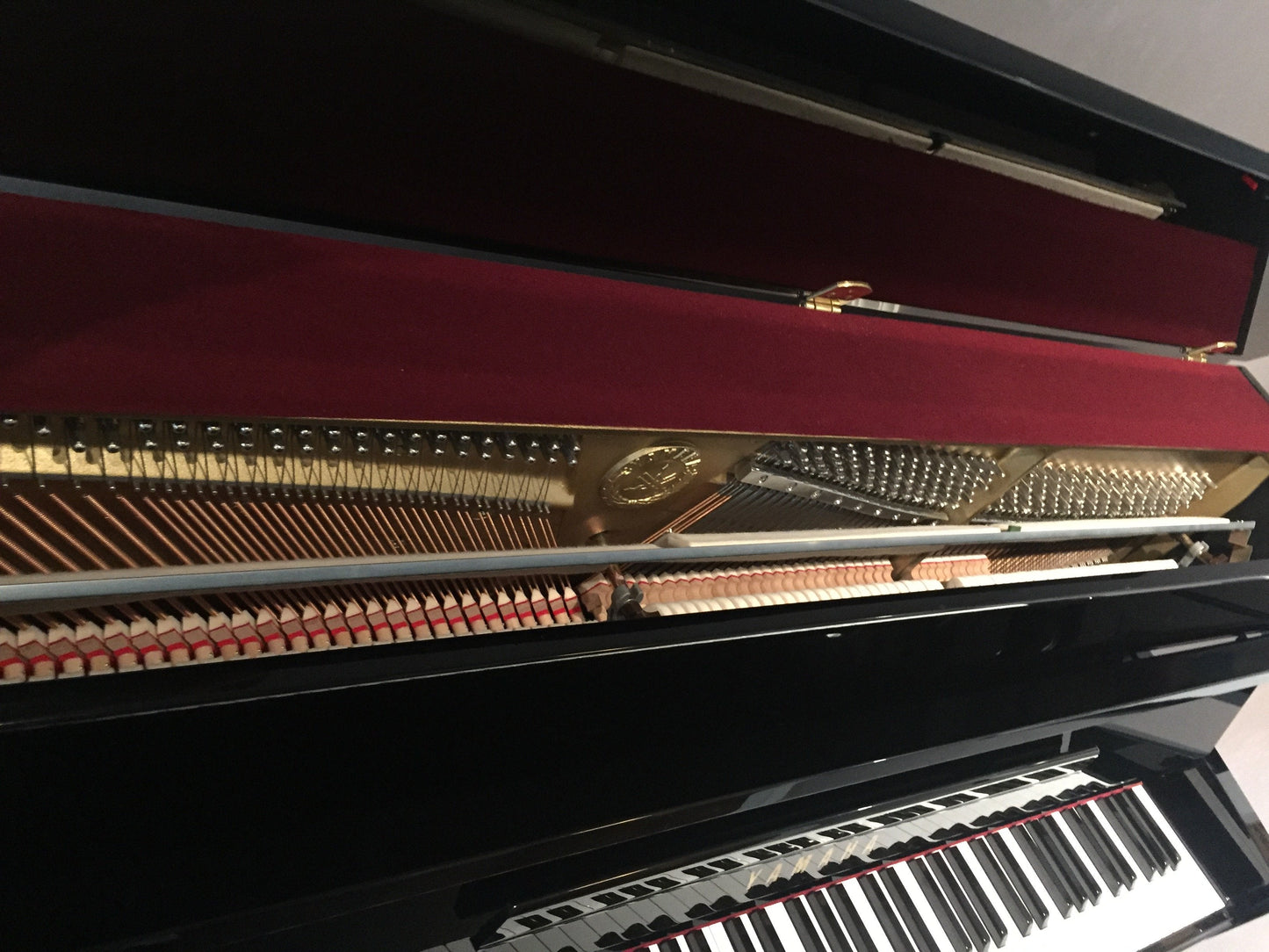Yamaha Upright Piano 2006