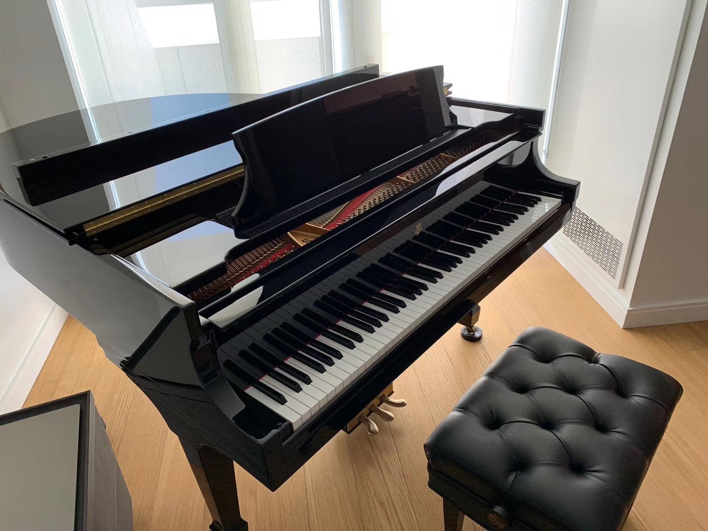 2006 Steinway Grand Piano Model S | High Gloss Ebony