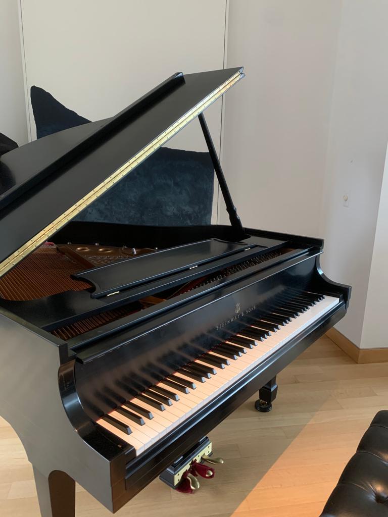 1995 Steinway Grand Piano Model S | Ebony