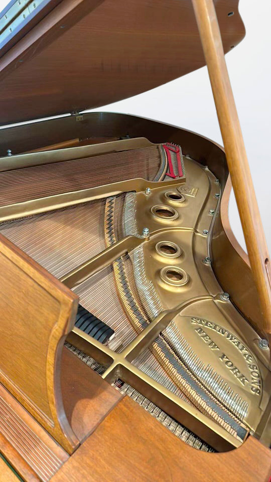 1974 Steinway Grand Piano Model L | Walnut