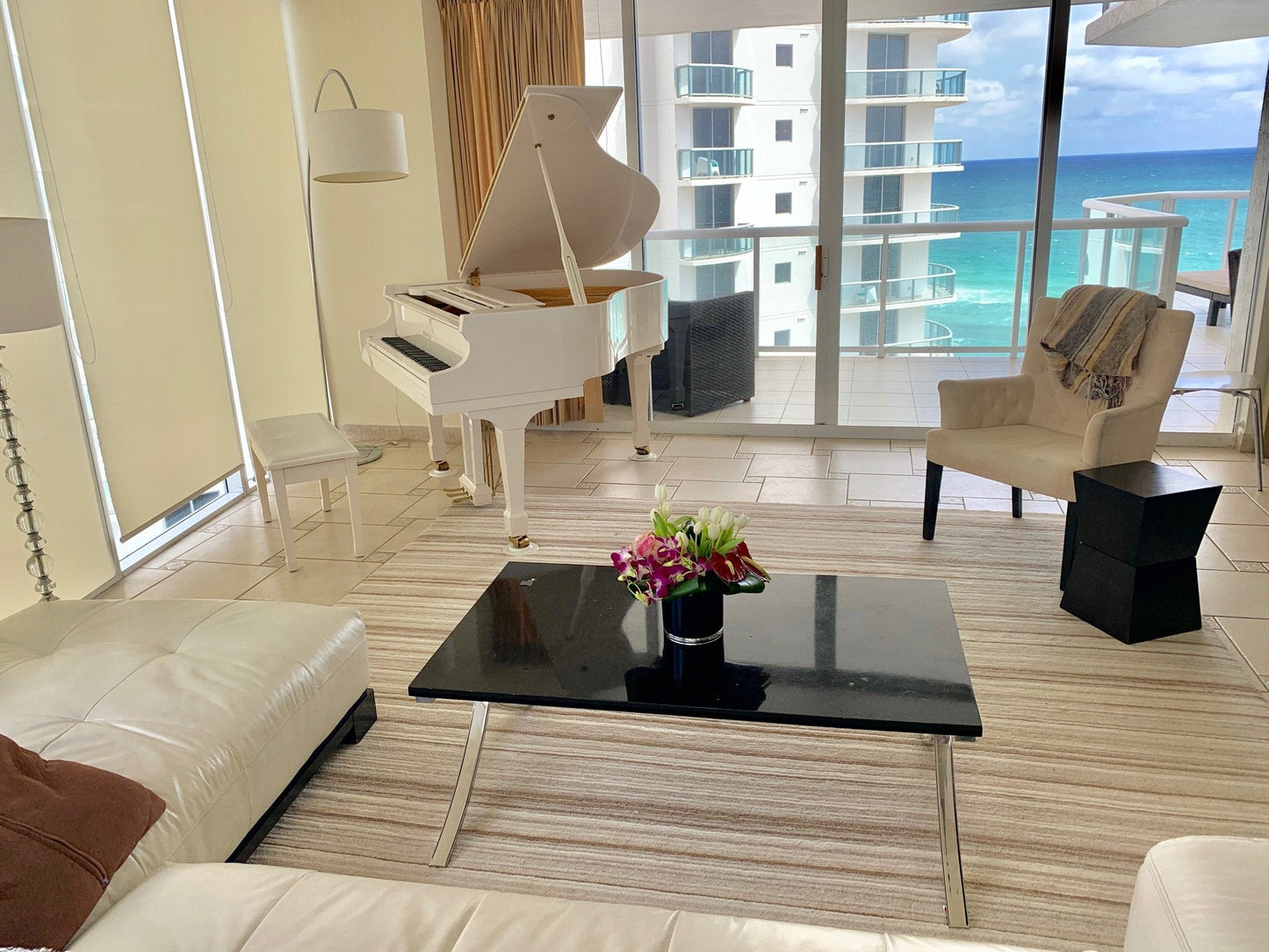 Samick White Baby Grand Piano in Miami