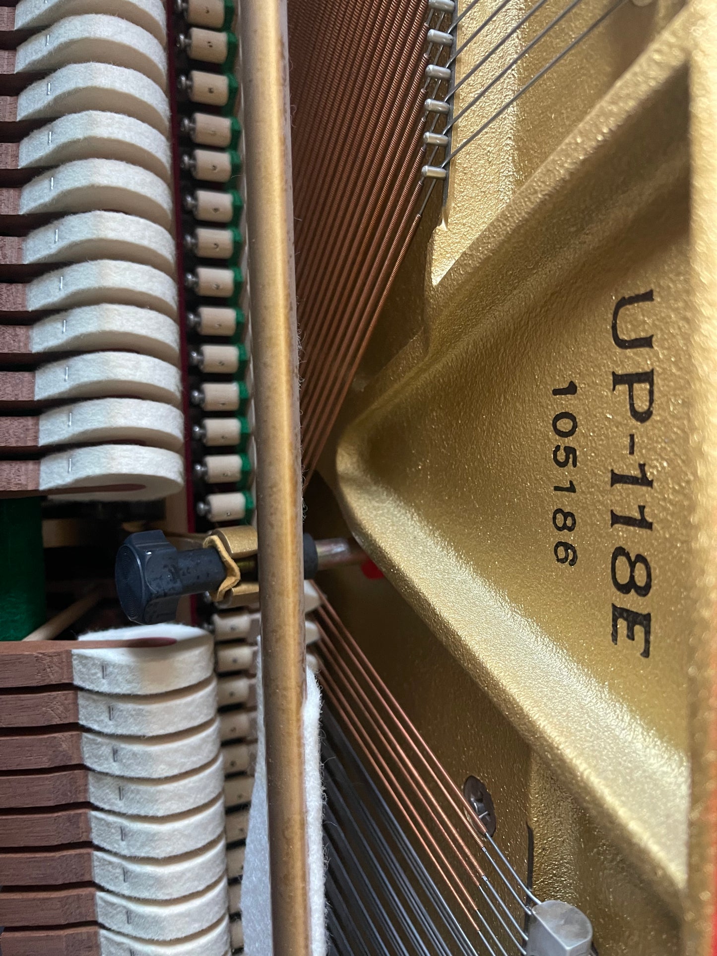 1993 Boston Upright UP-118E | High Gloss