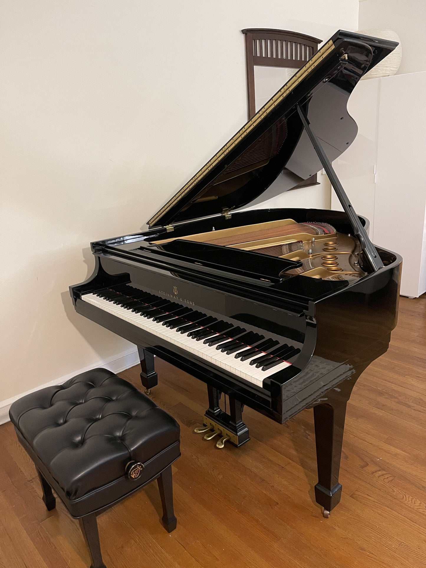 2000 Steinway Grand Piano Model S | High Gloss Ebony with Steinway Signature
