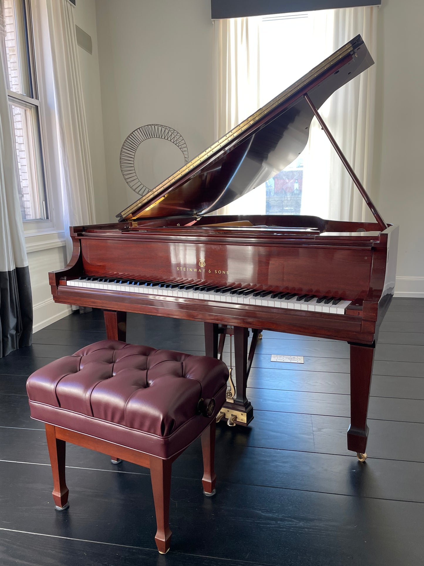 2005 Steinway Grand Piano Model L | Mahogany