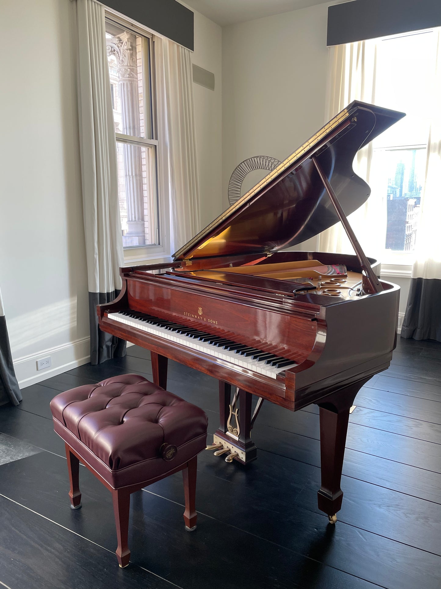 2005 Steinway Grand Piano Model L | Mahogany