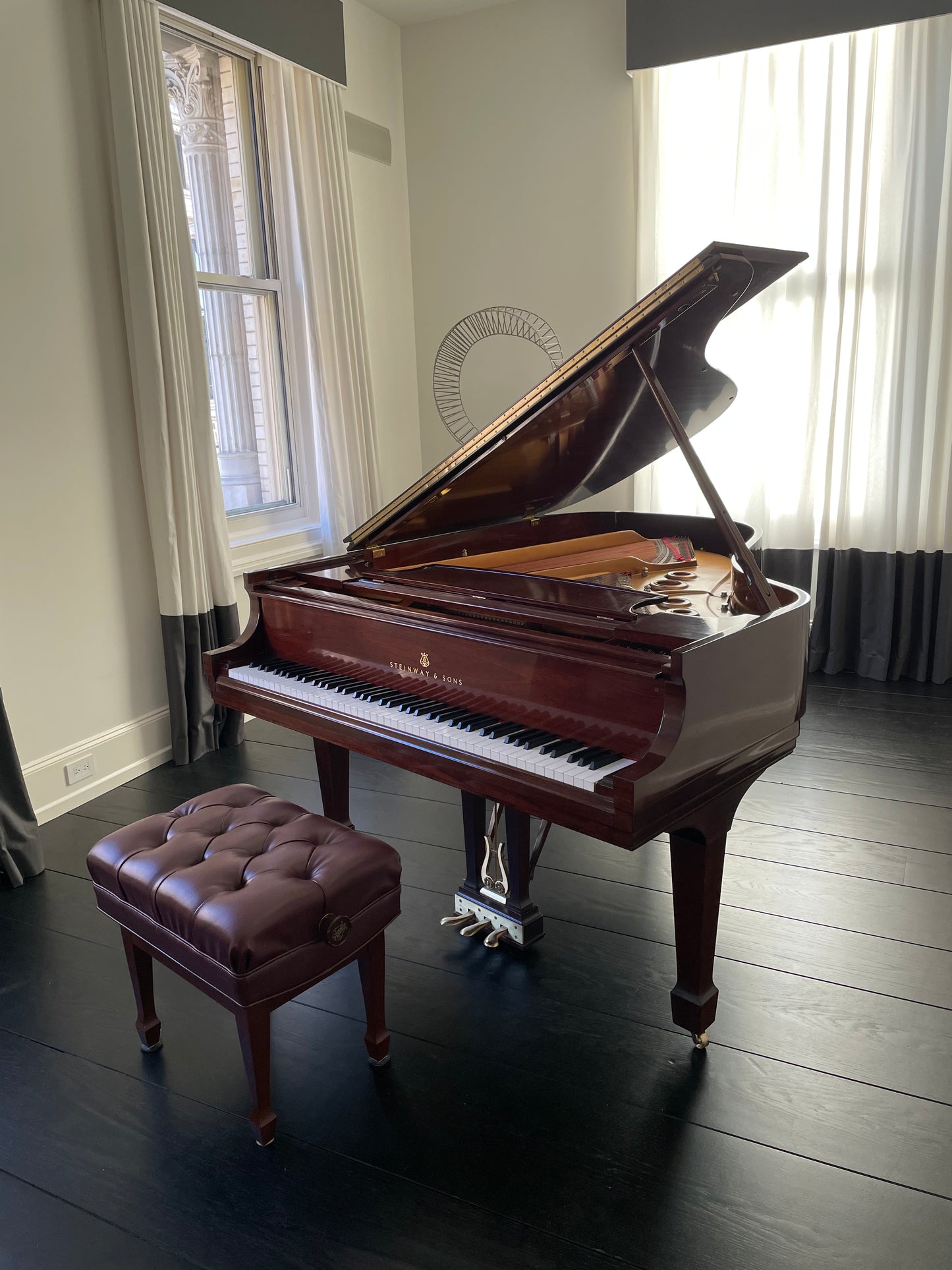 2005 Steinway Grand Piano Model L | Mahogany