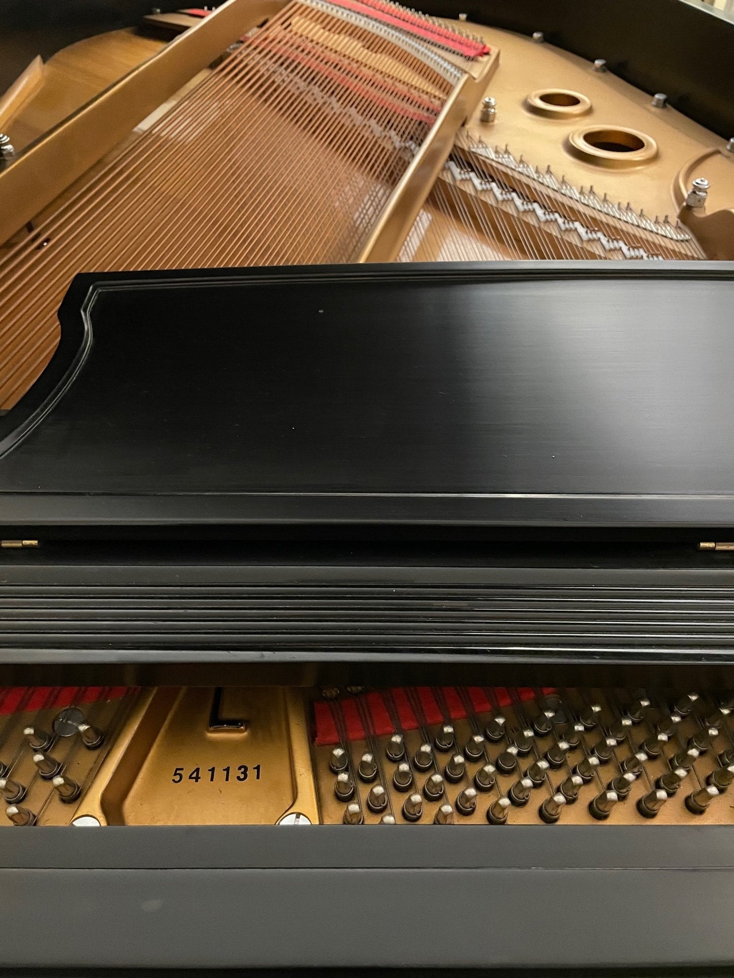 2000 Steinway Grand Piano Model L | Ebony