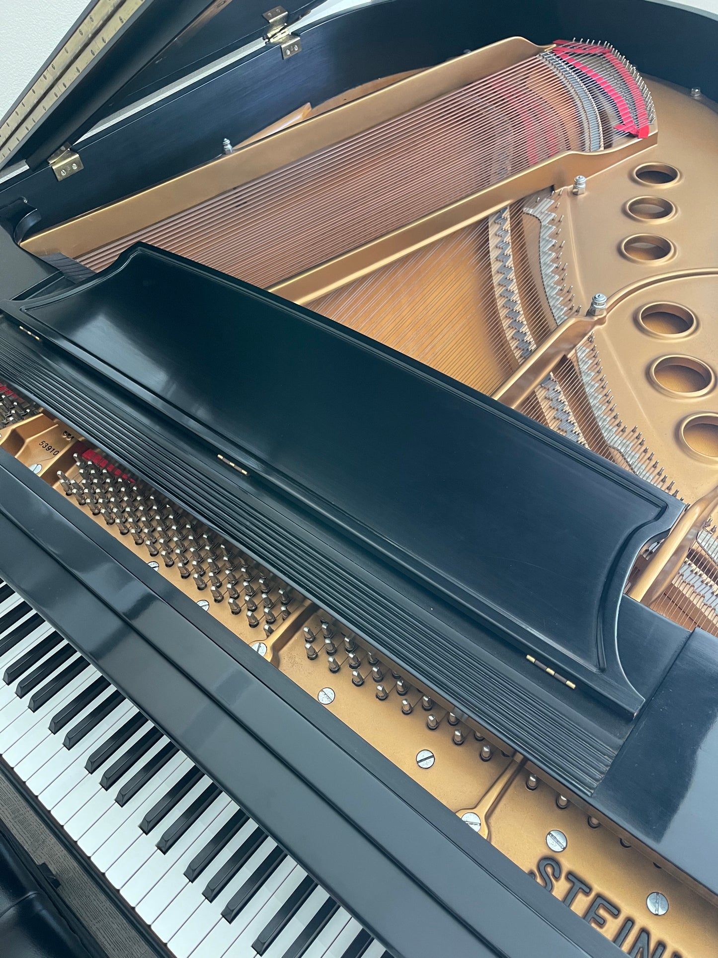 1997 Steinway Grand Piano Model M | Ebony