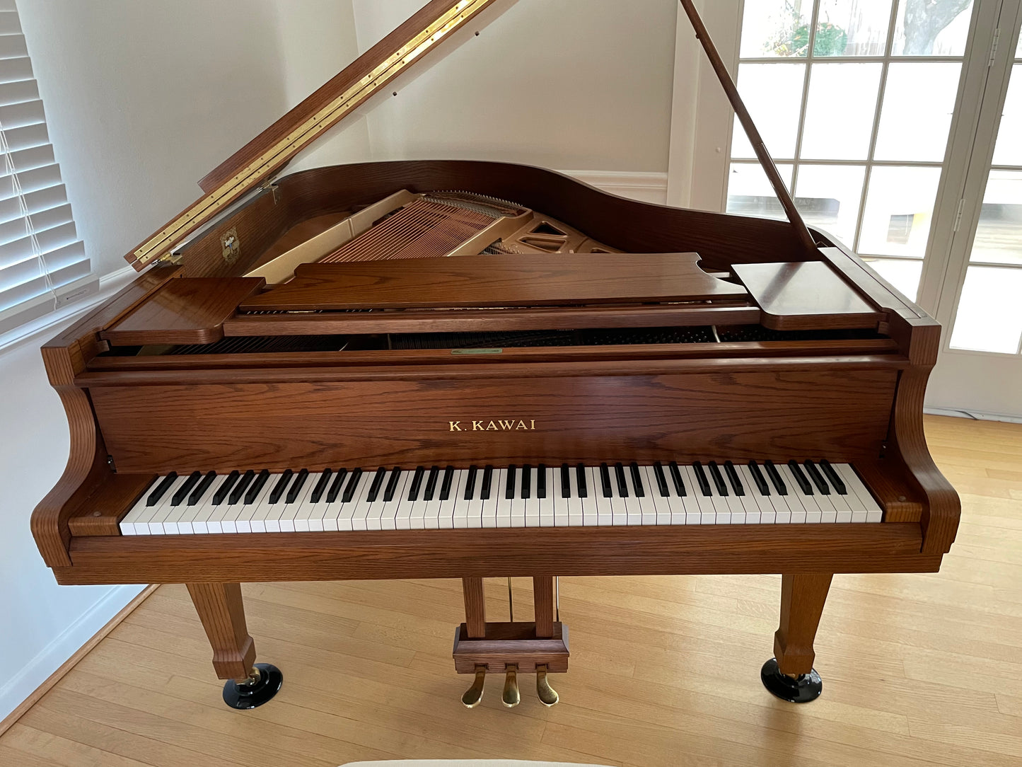 1990 Kawai KG-2E Grand Piano | Walnut