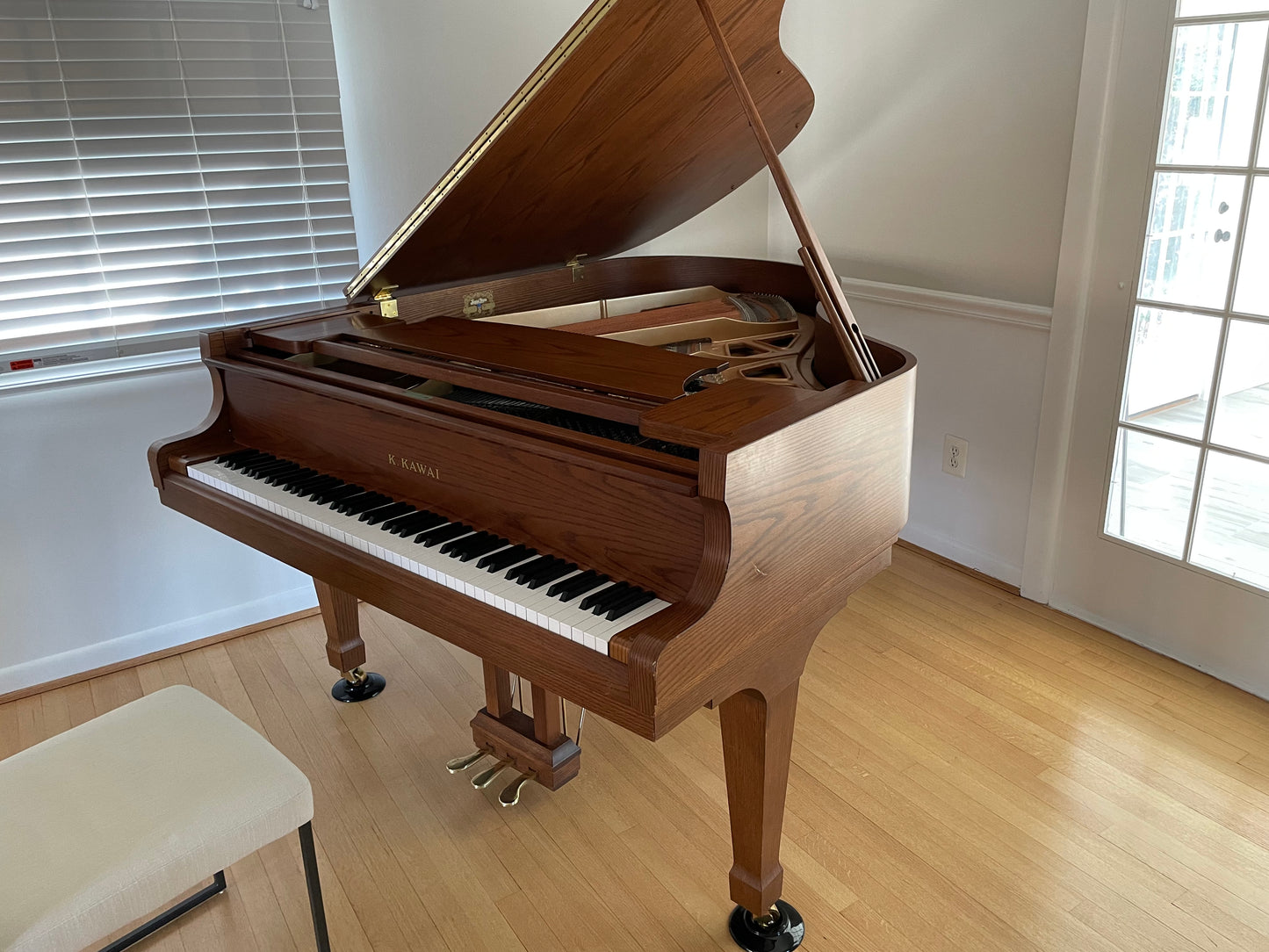 1990 Kawai KG-2E Grand Piano | Walnut