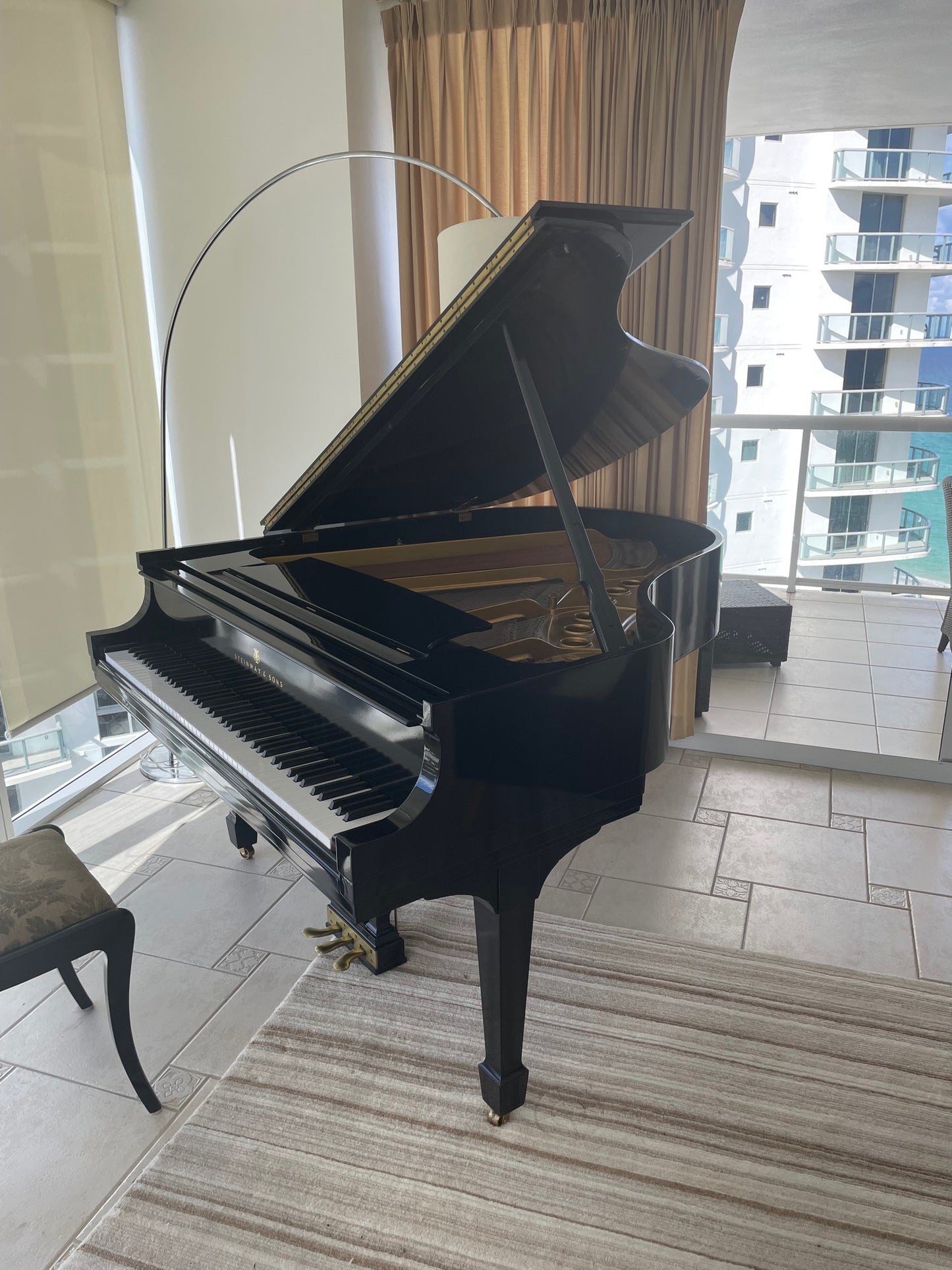 1942 Steinway Grand Piano Model M | High Gloss