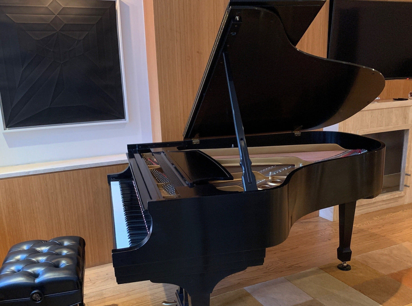 Gently Used 2006 Satin Ebony Model L | New York, NY