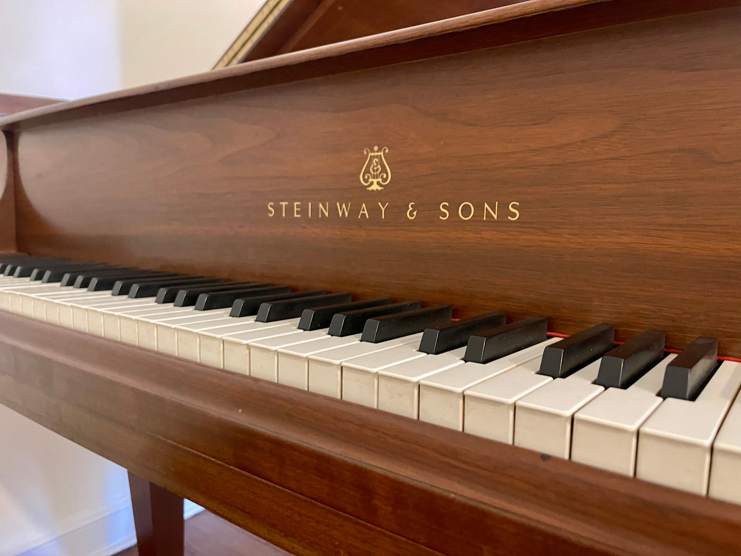 1980 Steinway Grand Piano Model S | Walnut