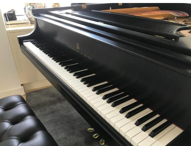 1992 Steinway Model S Grand Piano For Sale
