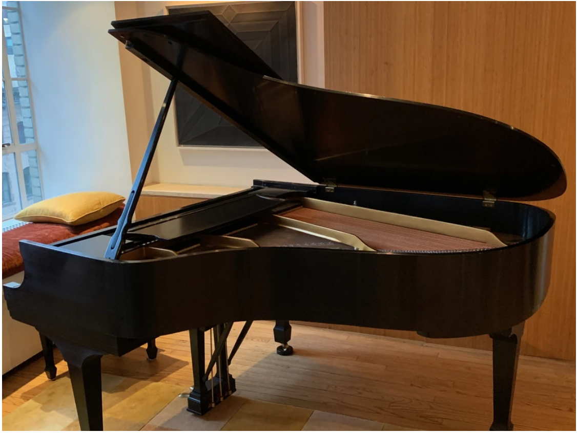 1986 Steinway Model L Pre-Owned | Used