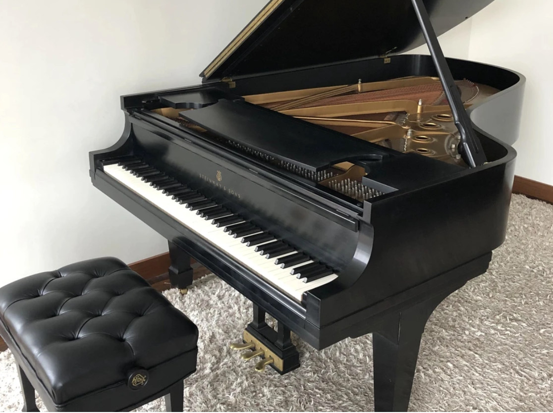 1997 Steinway Grand Piano Model B | Ebony