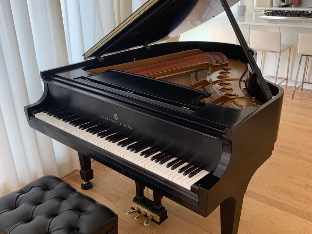 2000 Steinway Model M Grand Piano For Sale | San Francisco
