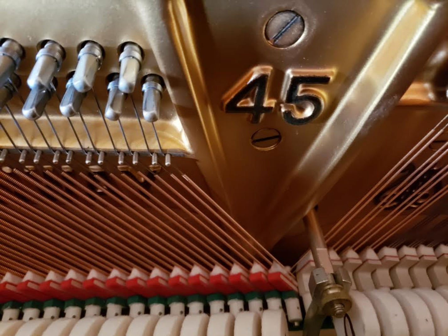 2004 Steinway Upright 1098 Crown Jewel | Walnut