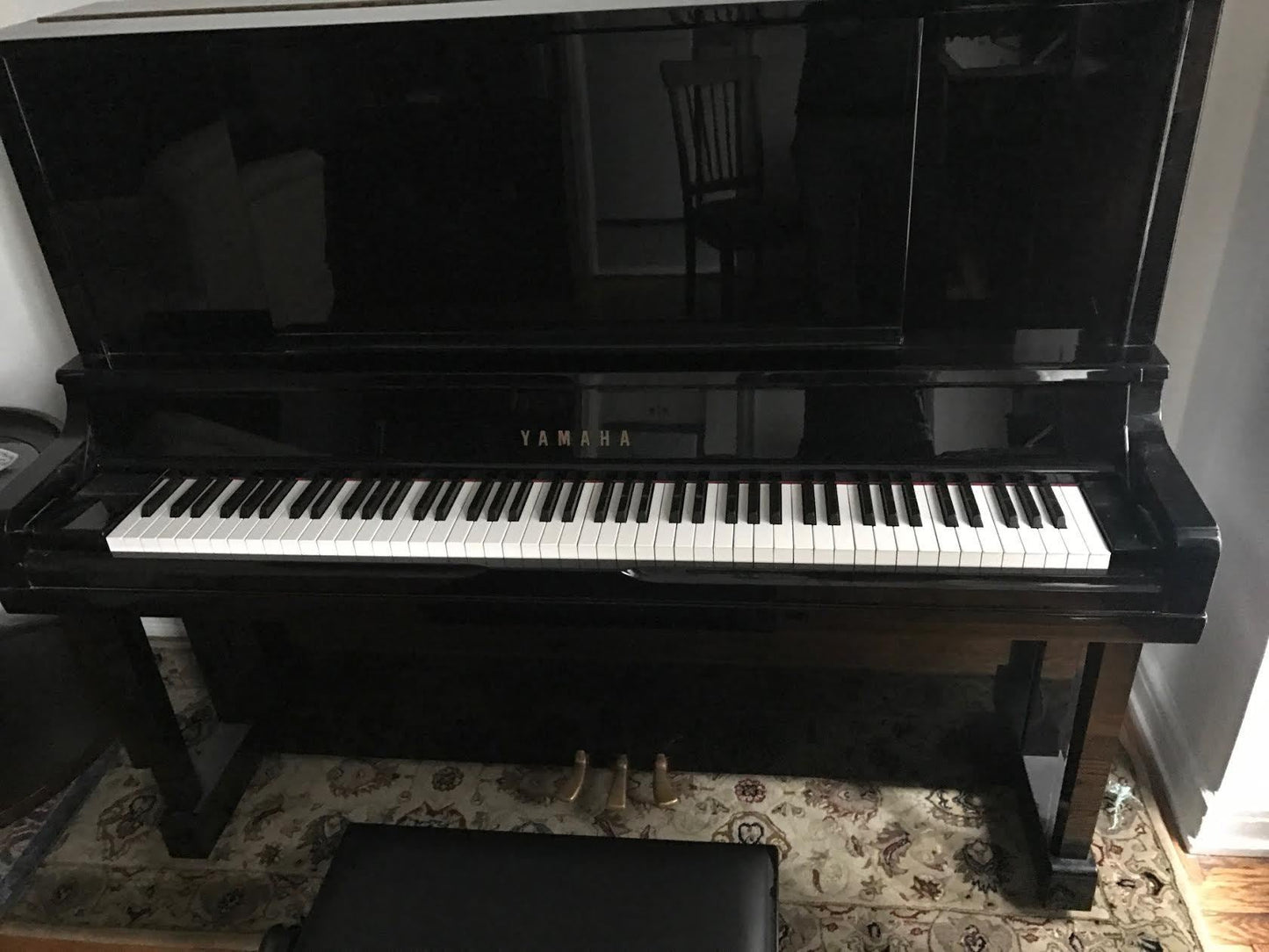 Yamaha UX3 Upright Piano