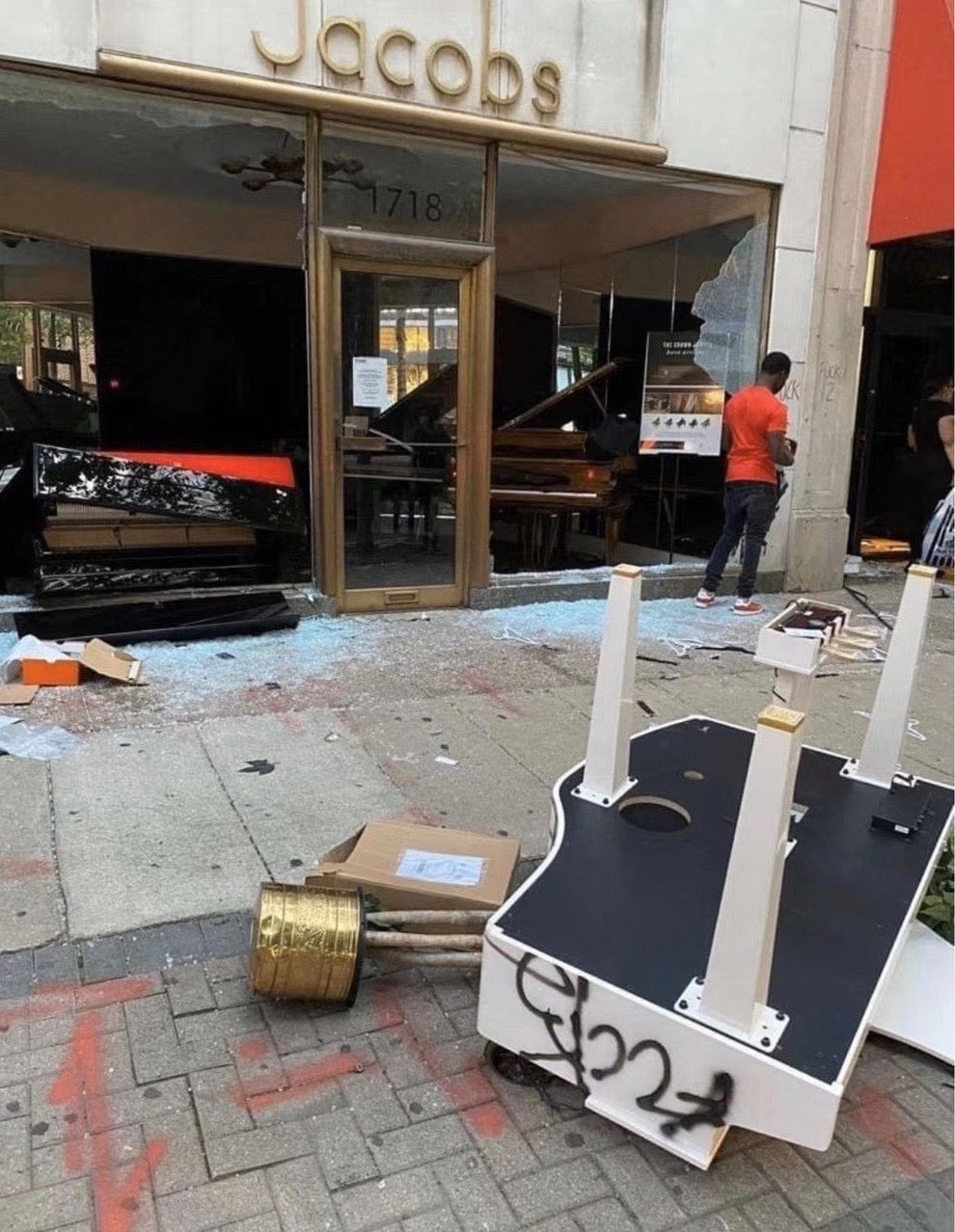 Steinway Store and New Steinway Pianos Damaged in Philly Riots (VIDEO)