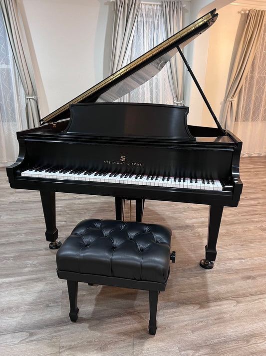 Steinway Model M | 1991 | Ebony