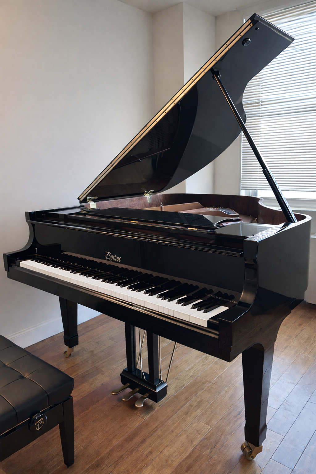 2017 Boston GP-156 | Player System Similar to Spirio