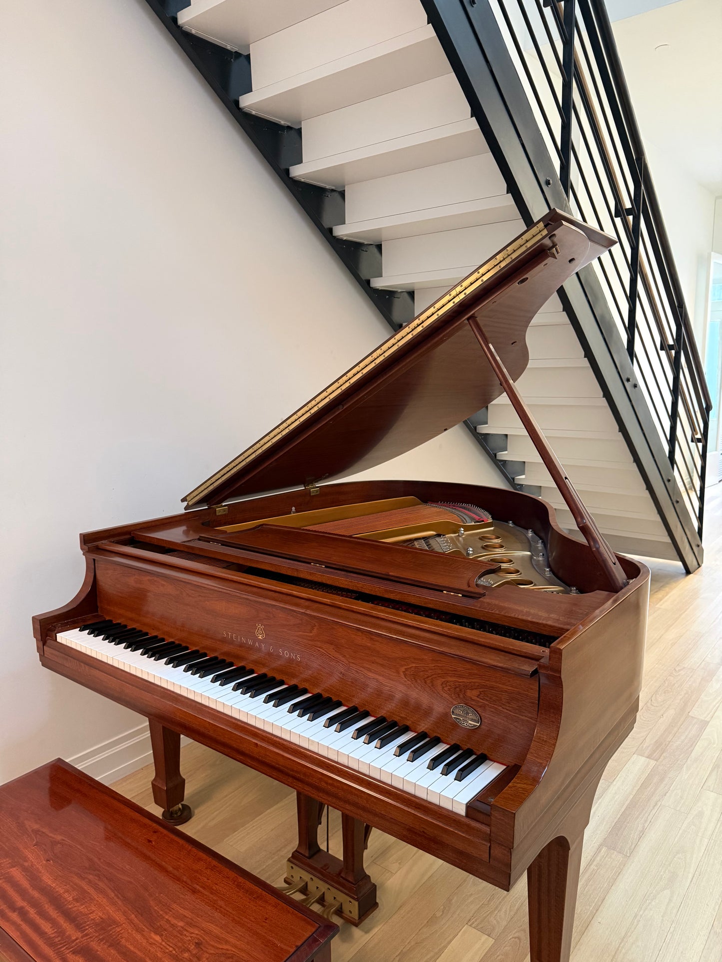 Steinway Model S | Figured Sapele | 1996