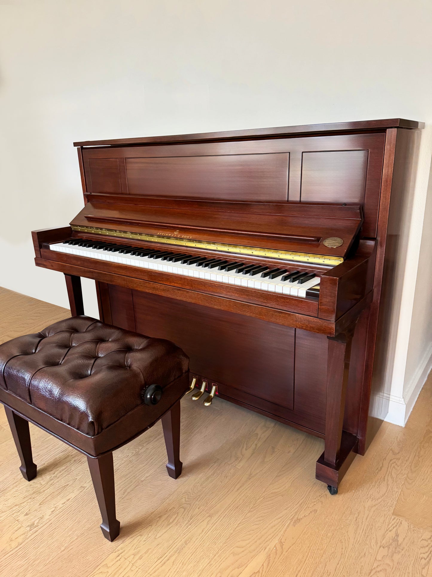 2016 Steinway Upright Model 1098 | Mahogany