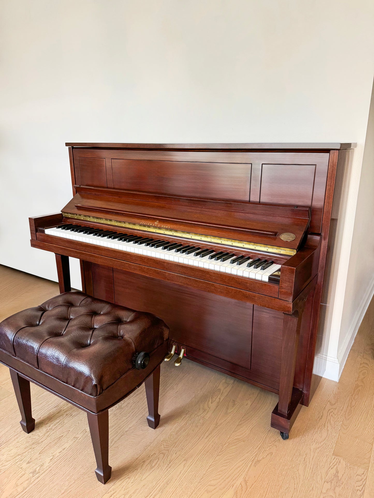 2016 Steinway Upright Model 1098 | Mahogany