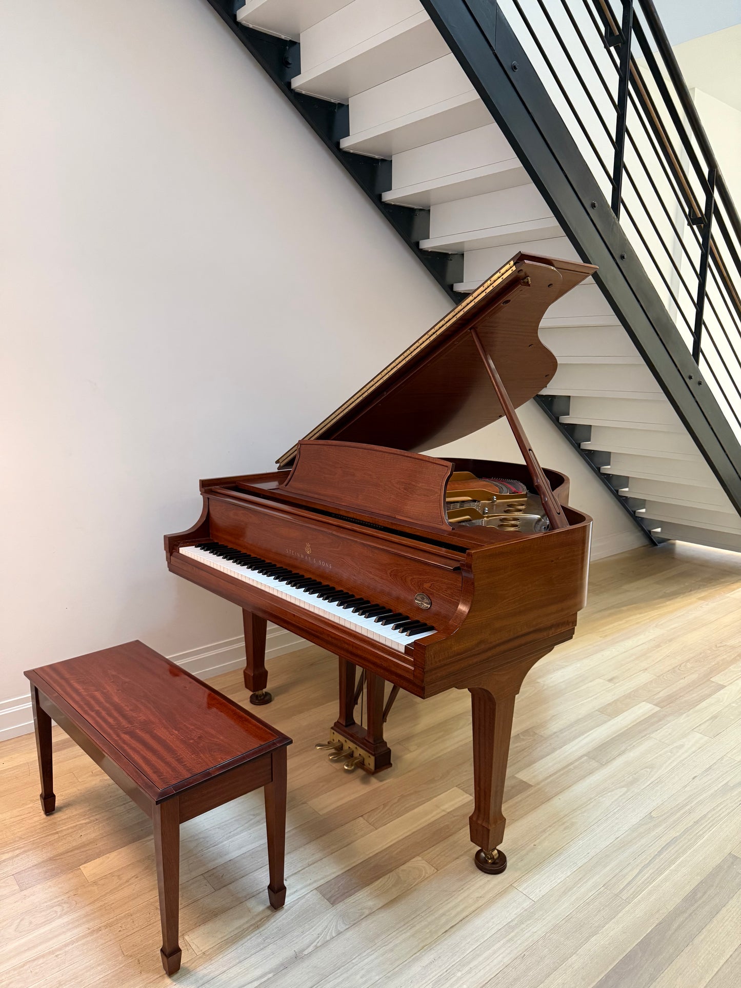 Steinway Model S | Figured Sapele | 1996