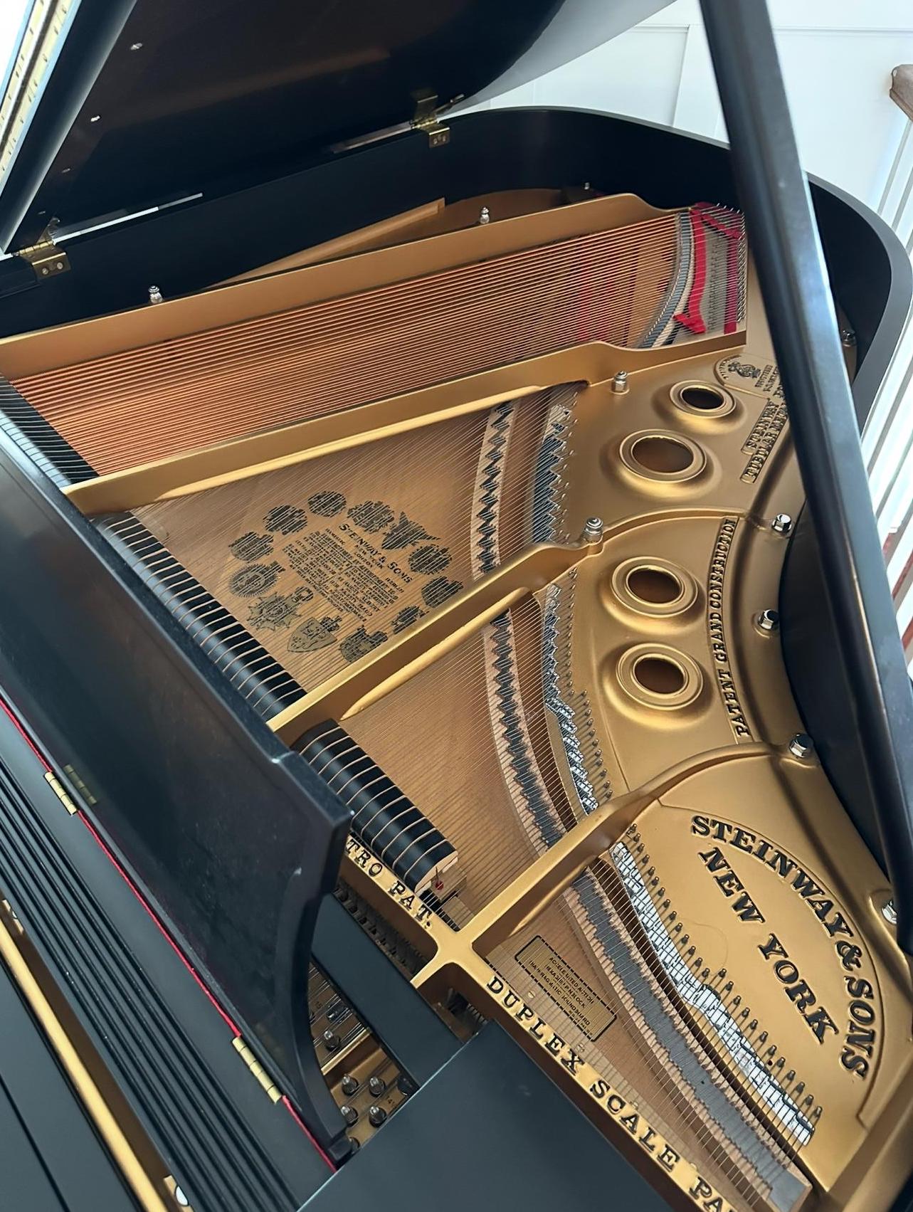 Steinway Model L | Limited "Heirloom" Edition Sold at Steinway NYC Showroom in 2017 | Ebony