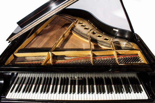 Steinway Model M Grand Piano 1940 | Ebony