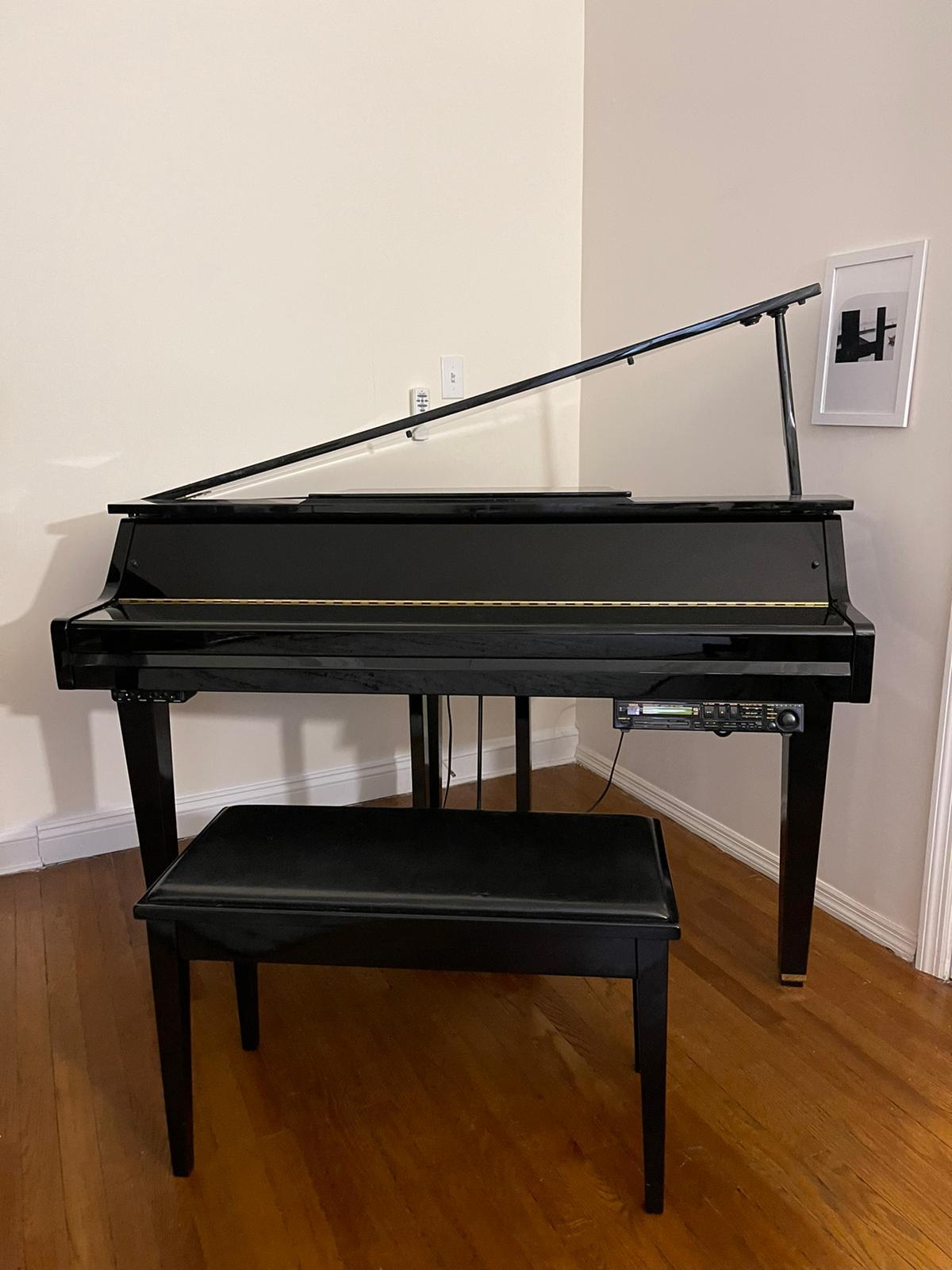 Yamaha Digital Grand Piano GranTouch Made in Japan - Silence System + Recording System