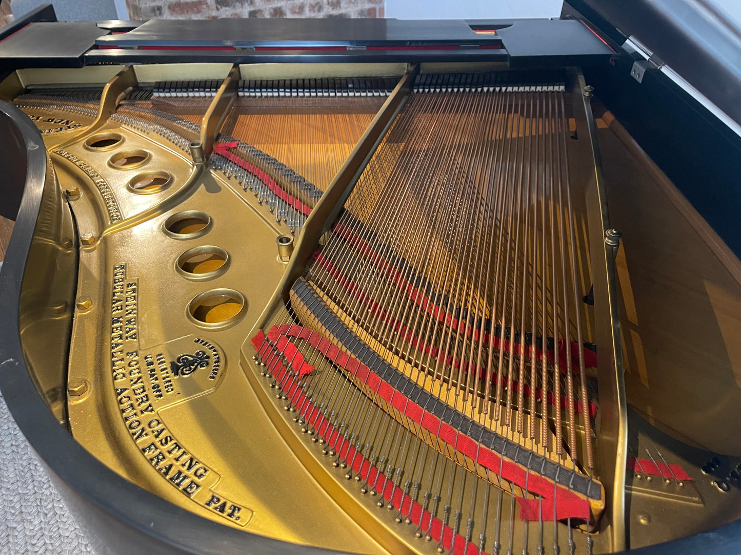 Steinway Grand Piano Model M | Ebony