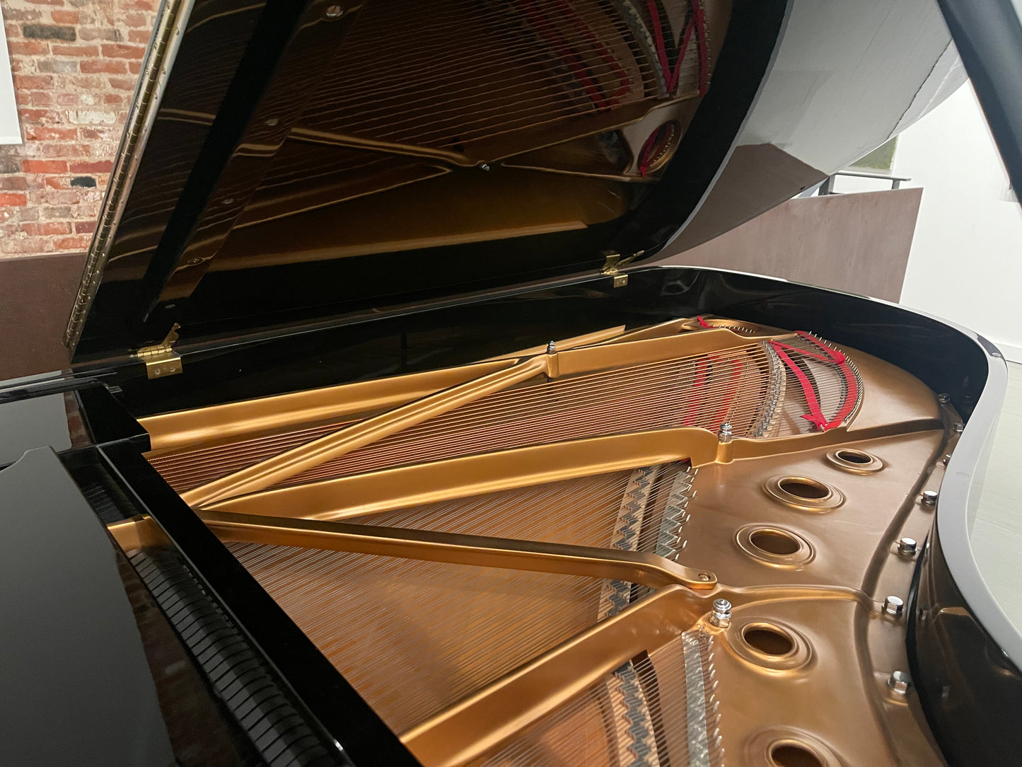 2002 Steinway Grand Piano Model B | High Gloss