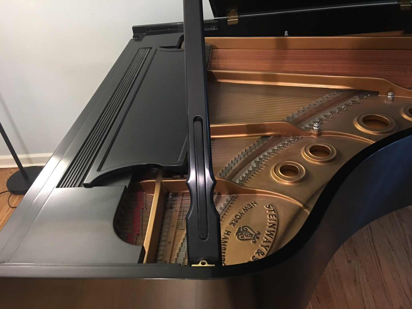 2000 Steinway Model L Grand Piano | Ebony