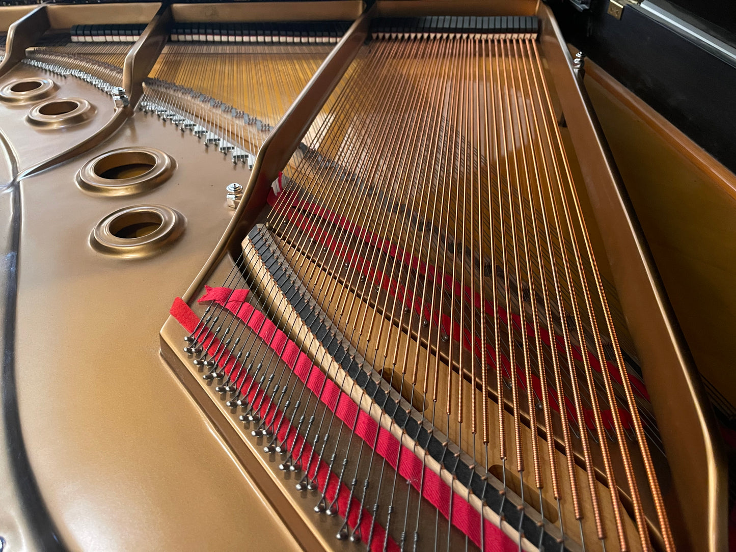 2000 Steinway Grand Piano Model L | Ebony