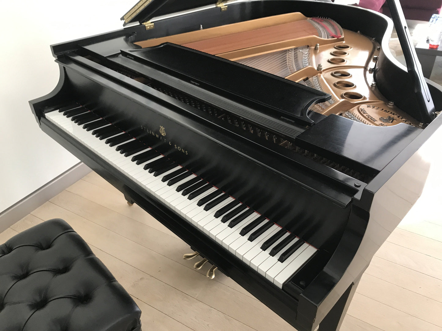 2005 Steinway Model M Grand Piano | Ebony