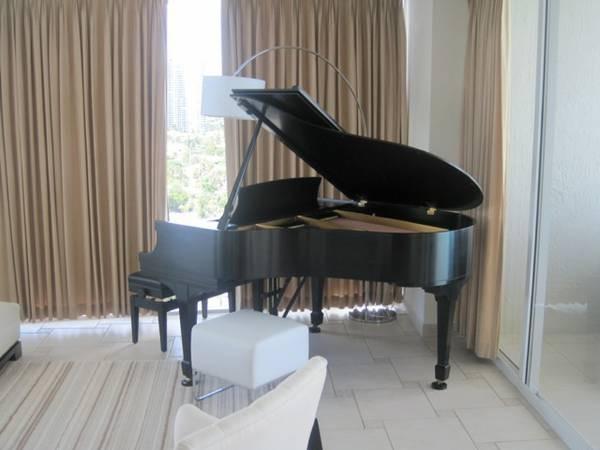 2015 Steinway Model M Grand Piano