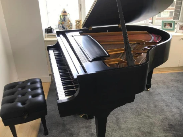 1992 Steinway Model S Grand Piano For Sale