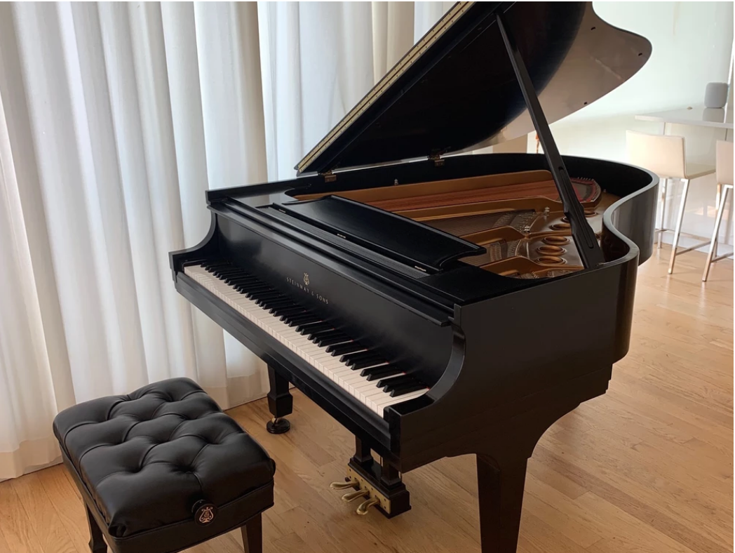 2000 Steinway Model M Grand Piano For Sale | San Francisco